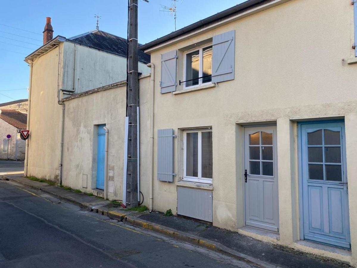 Maisonnette Design Le Cosy - Amazon Prime - A 3Mn A Pied Du Marche - Non Climatise - Surgères Kültér fotó